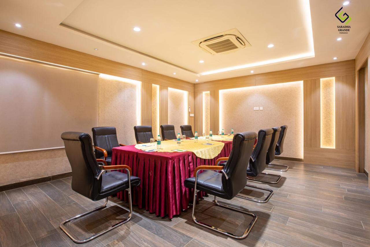 Hotel Saradha Grande Pudukkottai Екстер'єр фото