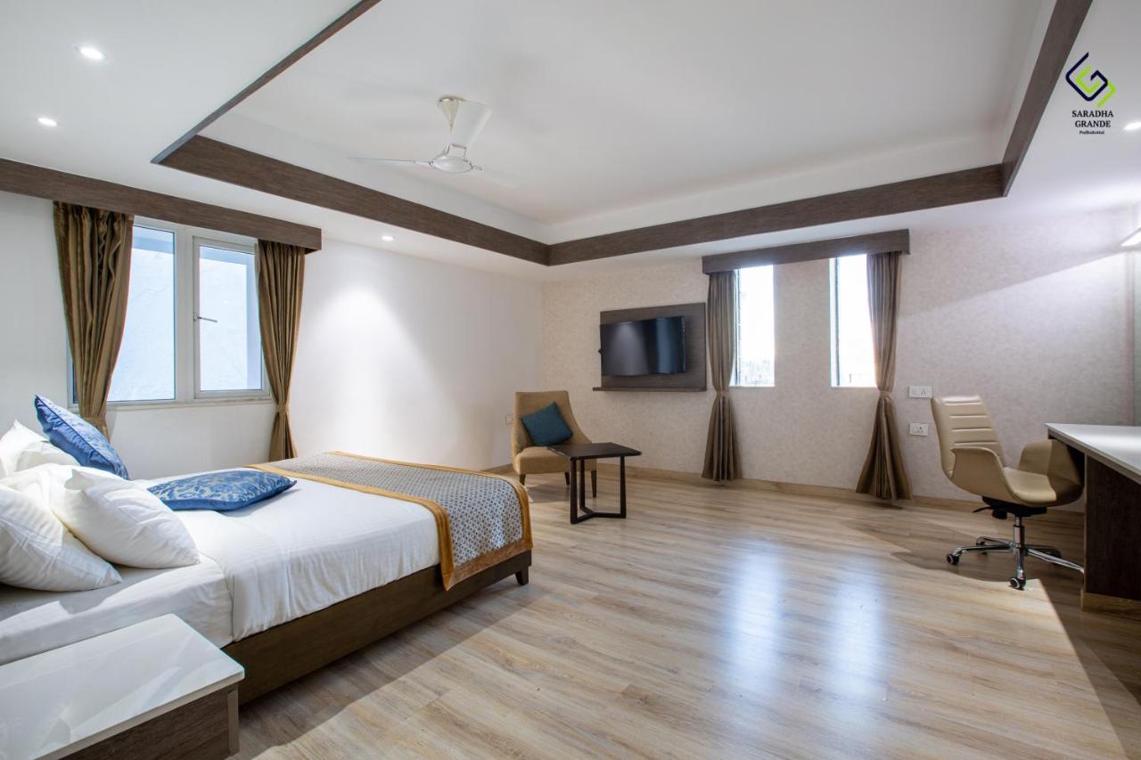 Hotel Saradha Grande Pudukkottai Екстер'єр фото